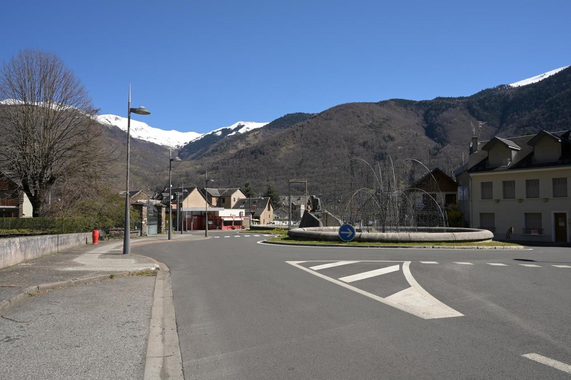 Les Rosiers Villa Bagnères-de-Luchon Buitenkant foto